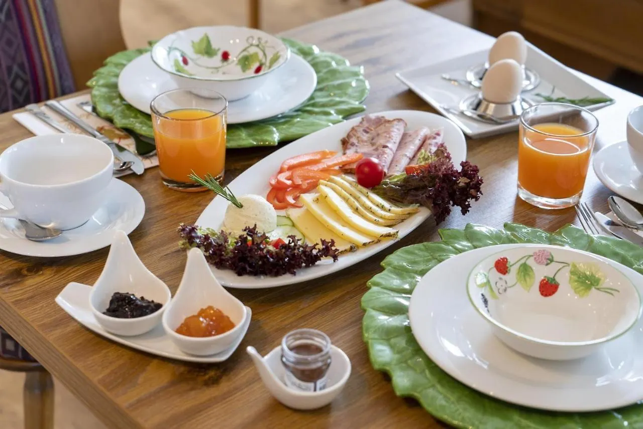 Guest house Landhaus Goldener Apfel Bolsterlang