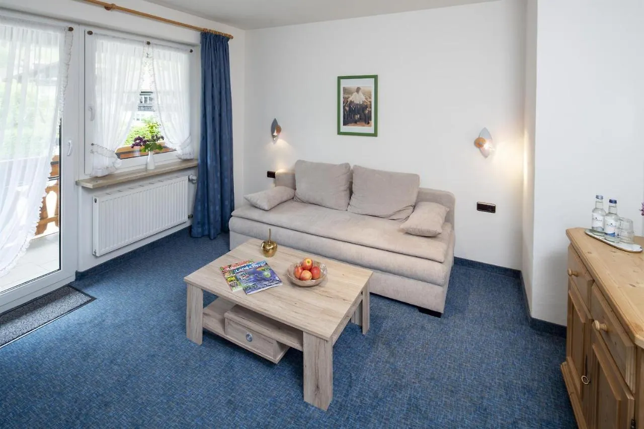 Landhaus Goldener Apfel Bolsterlang Guest house